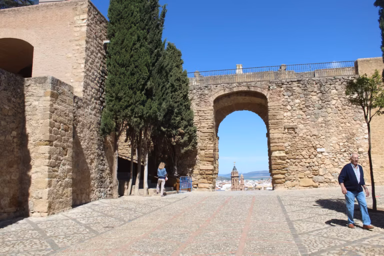 La Comisión de Patrimonio Histórico de la Junta informa favorablemente obras de mejora de accesibilidad en la Alcazaba de Antequera