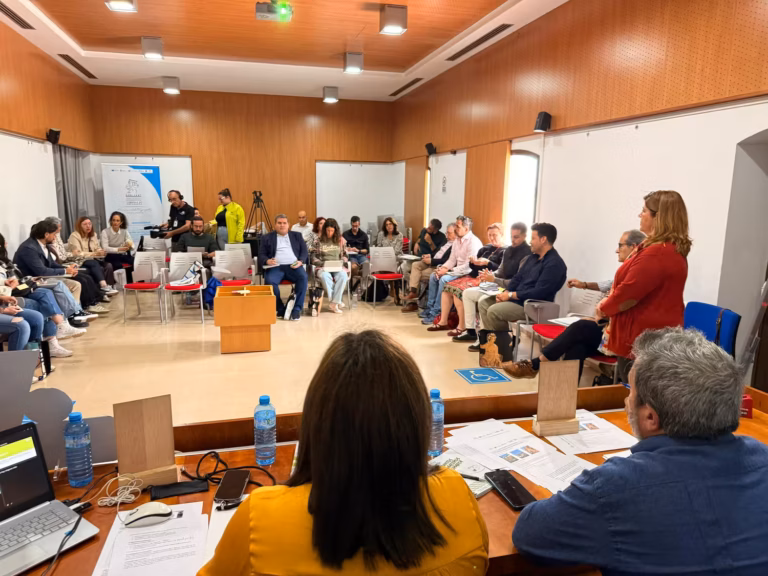 La Diputación de Málaga planea destinar espacios públicos y privados en desuso en entornos rurales a la creación de empresas sociales