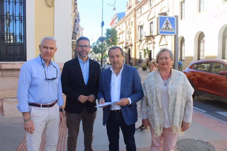 Los socialistas de Antequera apoyan el Plan de Respuesta y Reactivación Comercial que el Gobierno de España con una moción