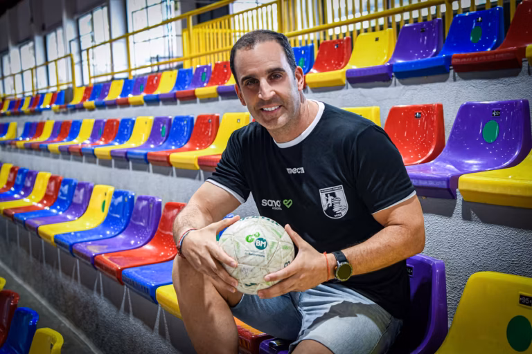 José Vegas se convierte en el nuevo técnico del SANO Antequera BM Torcal para la 2025/26