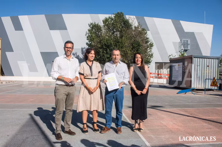 El PSOE denuncia la “mala gestión” del Ayuntamiento de Antequera por “no presentar a plazo” la solicitud de prórroga de ampliación de plazo de las obras del Pabellón 15 de Julio
