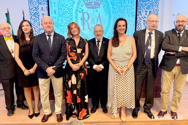 La Real Academia de las Nobles Artes de Antequera inicia un nuevo curso académico