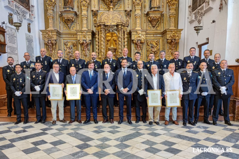 La Policía Local de Antequera rinde homenaje a su patrón con distinciones a agentes, ciudadanos e instituciones ejemplares