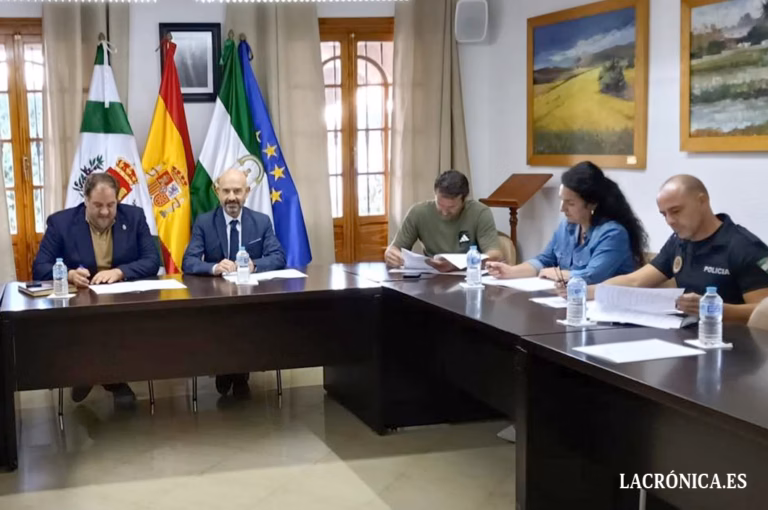 Ardales crea una Comisión de Seguridad para reforzar la coordinación entre Policía Local, Guardia Civil y Ayuntamiento