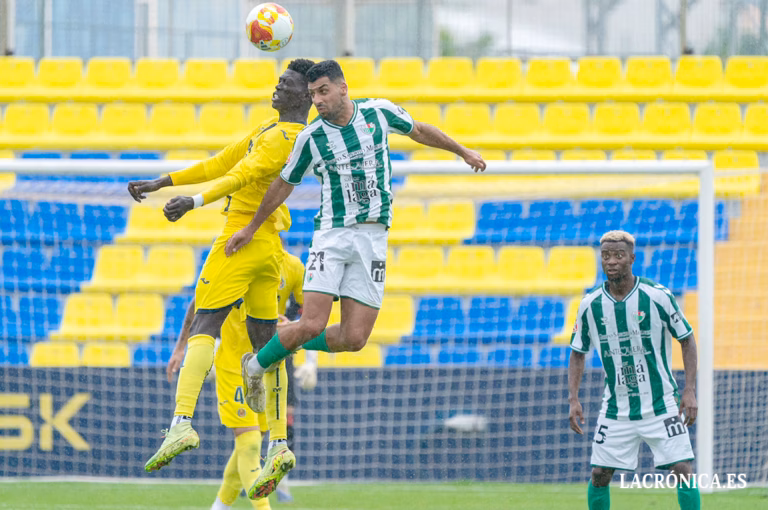El Antequera CF suma un trabajado punto en su visita al Villarreal B (1-1)