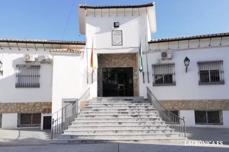 El TSJA respalda a la portavoz socialista en Cuevas de San Marcos tras confirmar que el Ayuntamiento vulneró su derecho de información