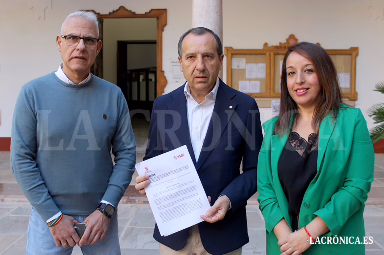 El PSOE de Antequera impulsa una moción sobre el cribado del cáncer de mama y organiza un taller de prevención