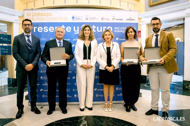 Málaga Comercio distingue a la ACIA de Antequera por su compromiso con el desarrollo empresarial local