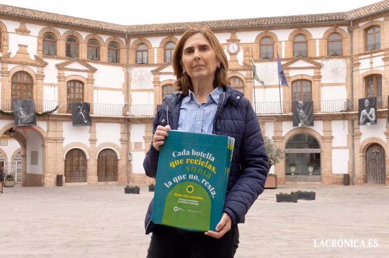 Archidona impulsa una nueva campaña para fomentar el reciclaje de vidrio en la localidad