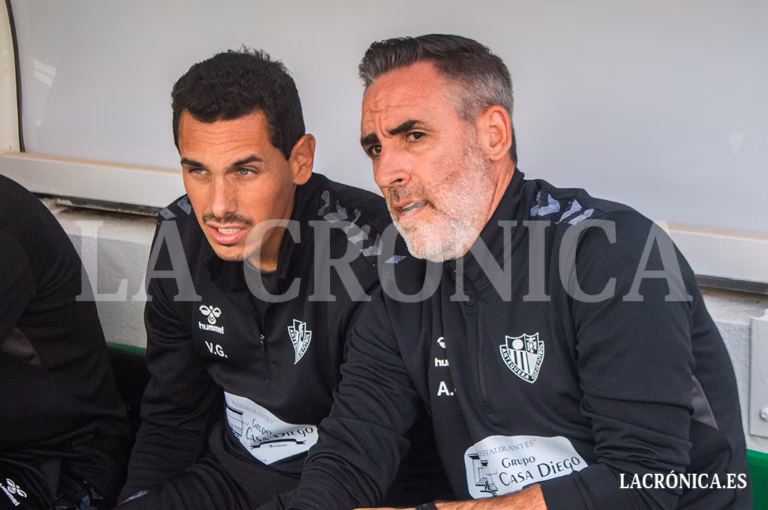 Visita del Antequera CF al Algeciras CF en un duelo de alto valor en la pelea por la permanencia