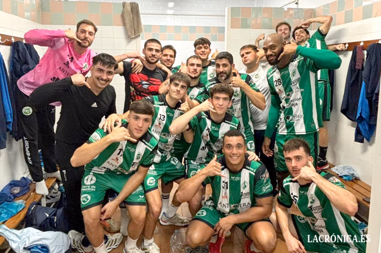 El BM Los Dólmenes triunfa en tierras sevillanas y se anota dos nuevos puntos que le colocan colíder