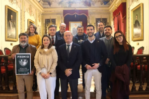 Miles de molletes, mantecados, figuras de Playmobil y otros obsequios se repartirán en la Cabalgata de los Reyes Magos en Antequera del próximo 5 de enero de 2026