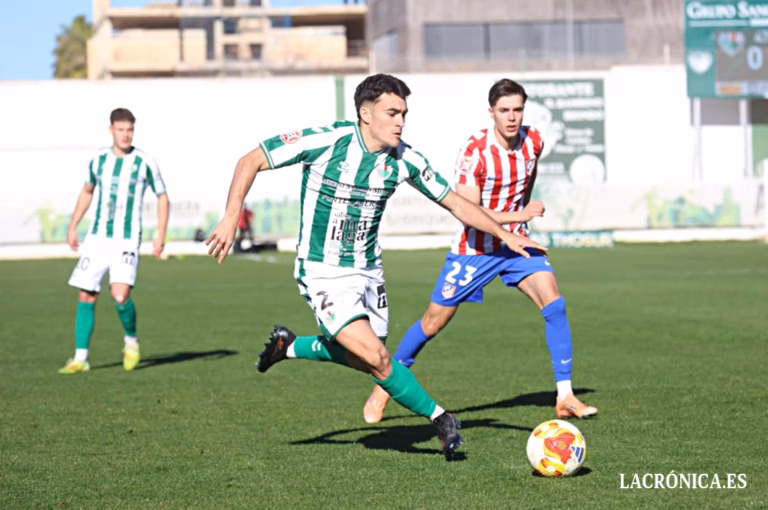 El Atlético Madrileño se lleva la victoria al contragolpe frente al Antequera CF en El Maulí (2-4)