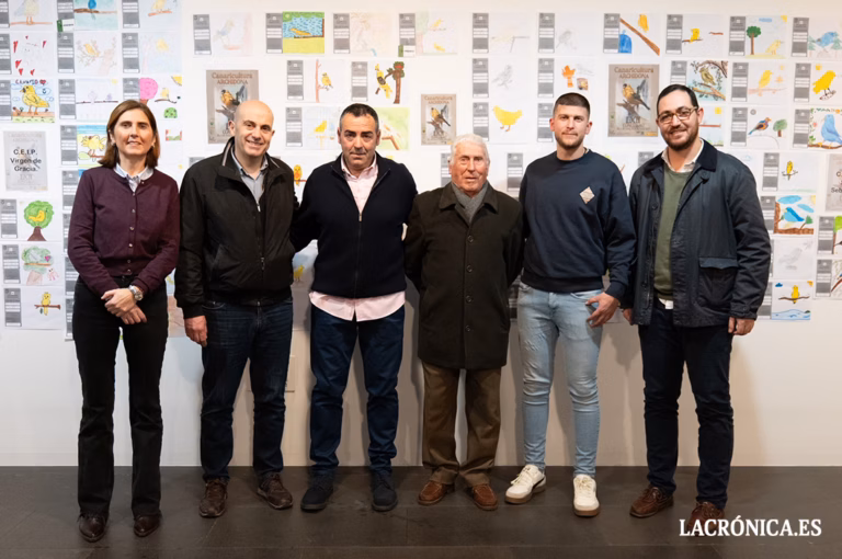 El Ayuntamiento de Archidona reconoce el talento creativo de escolares en el certamen de dibujo del Concurso de Canaricultura