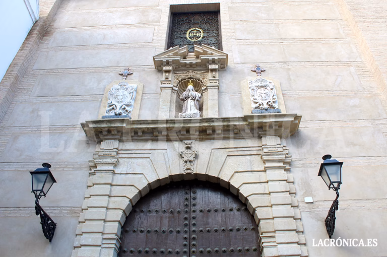 El Ayuntamiento de Antequera culmina la restauración de la fachada de la iglesia de Santo Domingo
