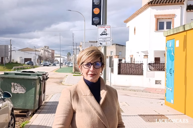 VOX denuncia un uso recaudatorio de semáforos y cámaras de tráfico en Sierra de Yeguas