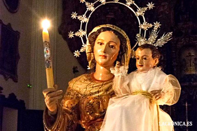 La Virgen de la Candelaria vuelve a procesionar por Archidona un siglo después