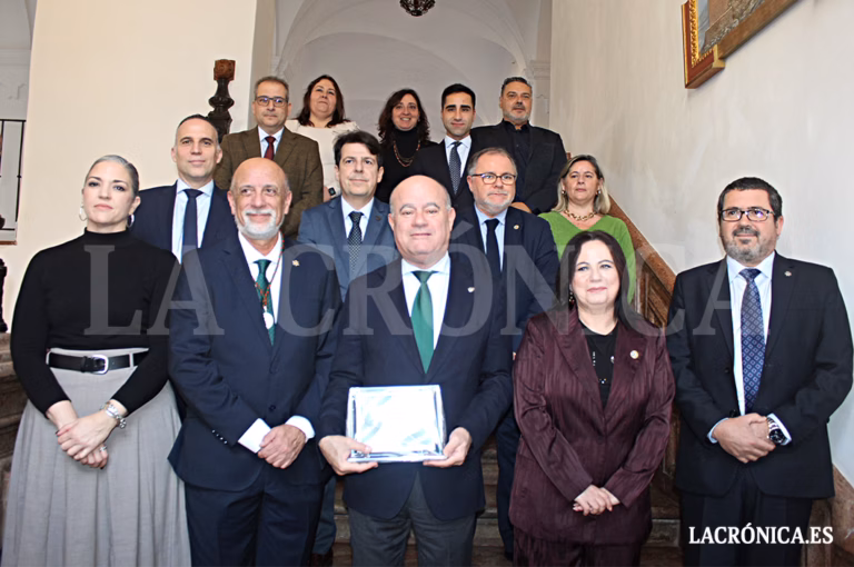 El antequerano Eduardo Ruiz Vegas asume la presidencia del Consejo Andaluz de Graduados Sociales