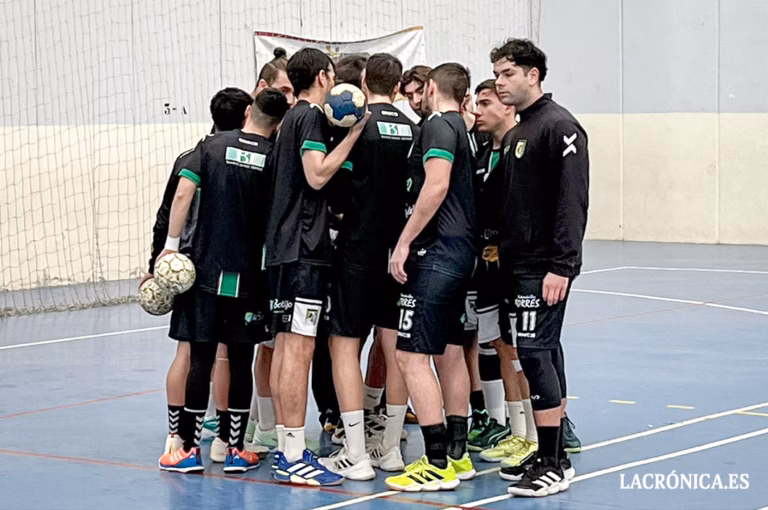 El Sano Antequera BM Torcal suma su segunda derrota consecutiva al caer por la mínima en su visita a Almería (21-20)
