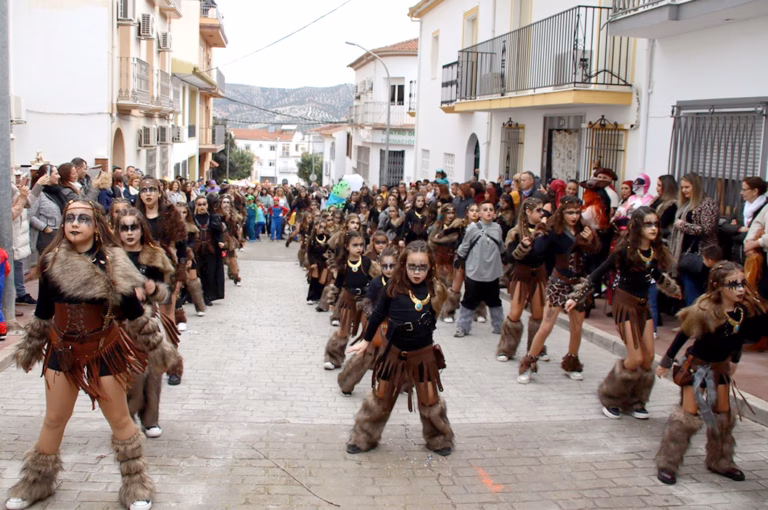 Cuevas de San Marcos repartirá 900 euros en premios en un Carnaval que se celebrará íntegramente el 14 de febrero