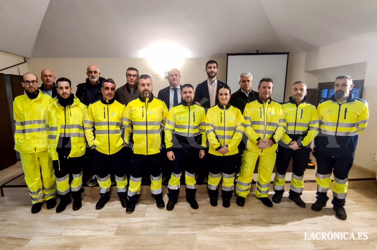 Aguas del Torcal incorpora a nueve nuevos trabajadores para reforzar los servicios de limpieza y fontanería en Antequera