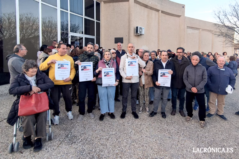 Se movilizan contra el traslado de la estación de autobuses de Antequera y reclaman mantener su ubicación actual