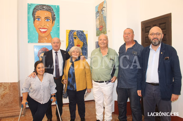 Los hermanos Carrégalo Conde exponen su universo artístico en el Centro Cultural Santa Clara de Antequera
