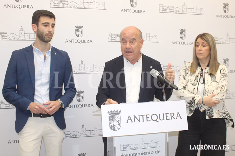 El Ayuntamiento de Antequera denuncia un nuevo recorte estatal en el PFEA y alerta de su impacto en el empleo agrario