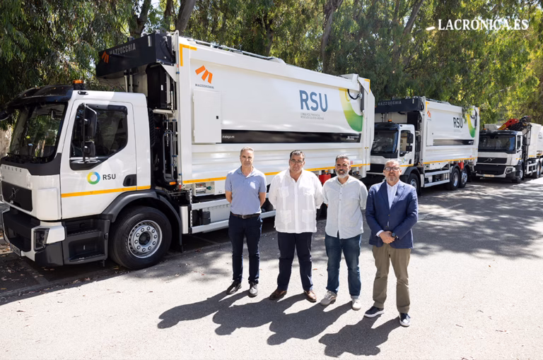 La Diputación refuerza la recogida de residuos con tres nuevos camiones para municipios de la comarca