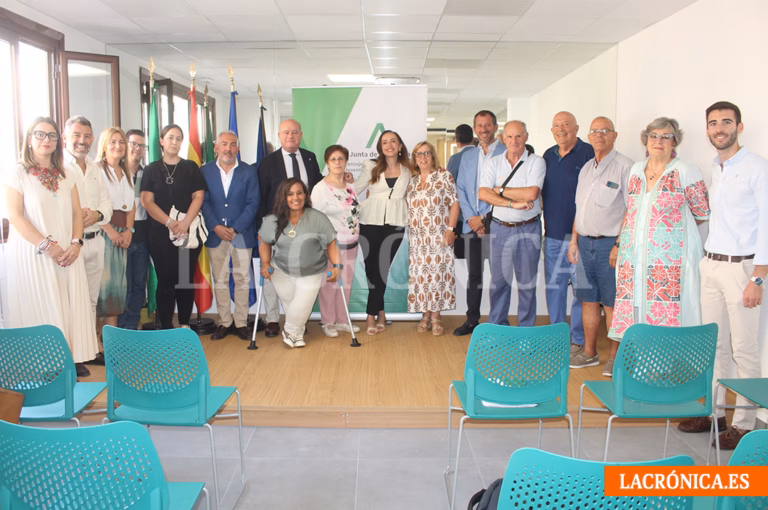El Centro de Participación Activa de la calle Calzada reabre tras una reforma de 400.000 euros