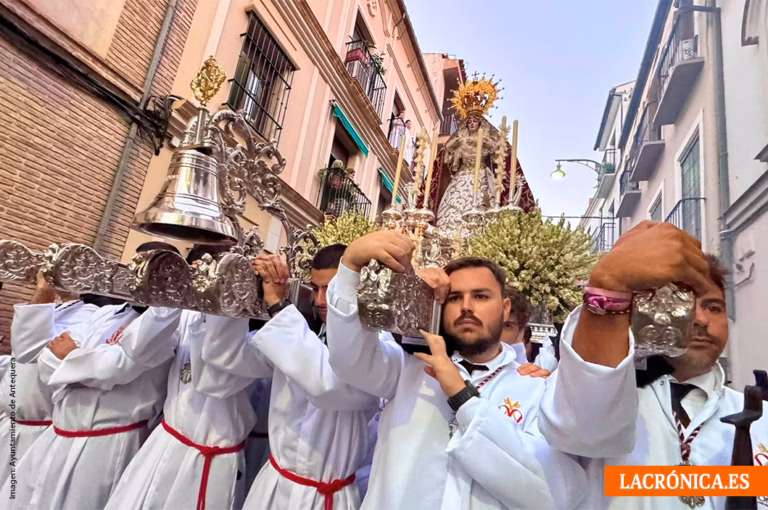 El Consuelo convierte su 325 aniversario en una noche histórica para la ciudad