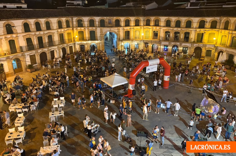 Archidona prepara una noche solidaria de atletismo con homenaje a la Guardia Civil