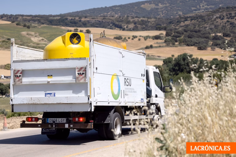 La Diputación destina 2,7 millones a reforzar la recogida de residuos en 91 municipios malagueños