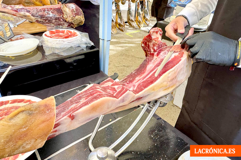 Campillos volverá a rendir homenaje al jamón el próximo 8 de noviembre con su feria gastronómica