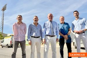 El Ayuntamiento de Antequera repara y mejora el sistema de iluminación de El Maulí de cara al partido de Copa del Rey