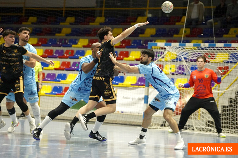 El Cangas, equipo de Asobal, deja fuera de la Copa del Rey a un BM Los Dólmenes que peleó por dar la sorpresa (30-32)