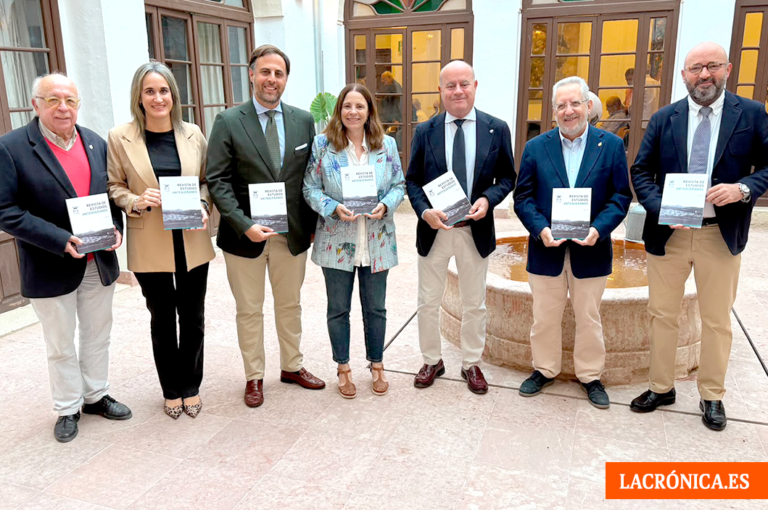 La Real Academia de Antequera presenta un nuevo número de la Revista de Estudios Antequeranos