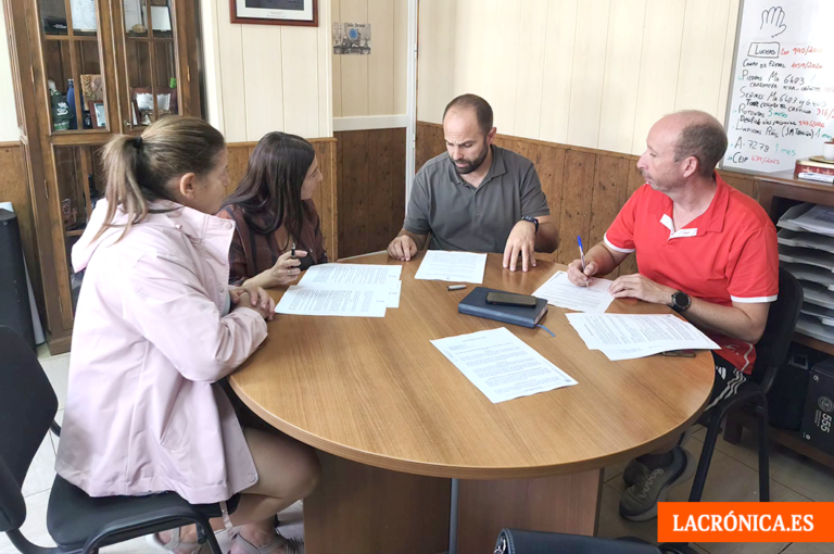 Teba destina 5.500 euros a respaldar la actividad cultural de ‘Alzar el Vuelo’ y el proyecto deportivo del club de baloncesto local