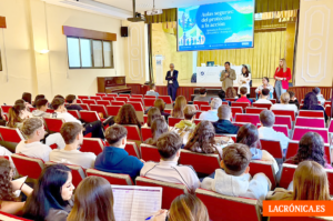 Unas jornadas técnicas abordan la prevención de conductas suicidas y autolesiones en las aulas de Antequera